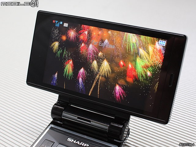 [先秀圖] 年終壓軸! SHRAP WX-T923與 Fujitsu F905i 超細螢幕聯手登場
