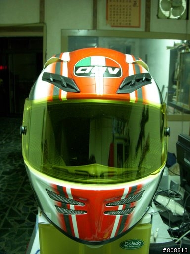 ［分享］黃色鏡片上AGV STEALTH 強調夜晚行的安全(更新夜視)