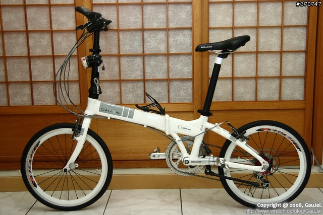 [開箱] 09年 DAHON Vitesse P18(漲價小改款)