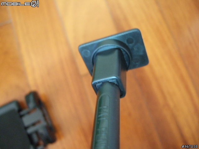 天凱 TSKY TP7000 隨身錄放數位電視 開箱文