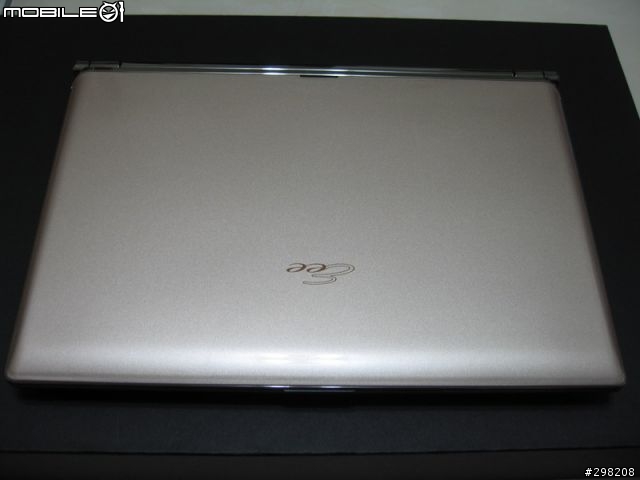 EeePC S101 64G SDD 開箱文(圖多)