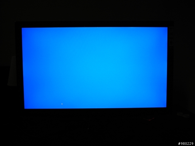 [ 開箱 ] 拜請拜請 之 LG W2261V 夢中開箱