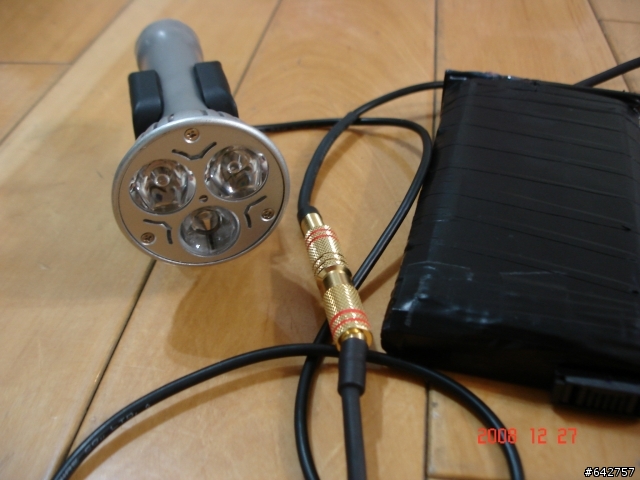DIY  三個P4 LED高亮度自行車燈，稍後補上完整燈型