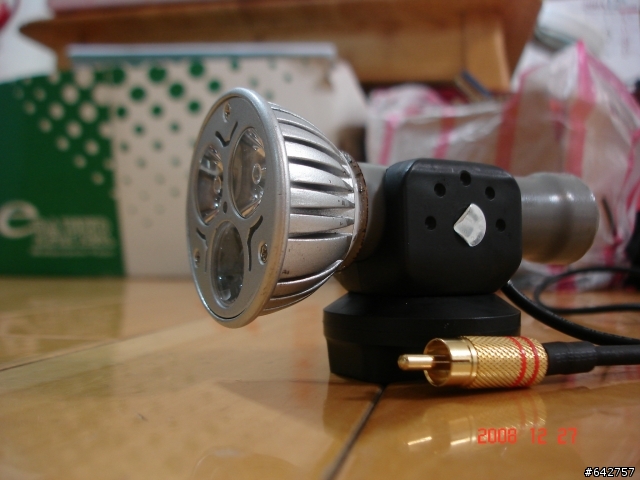 DIY  三個P4 LED高亮度自行車燈，稍後補上完整燈型