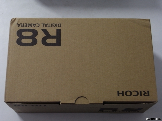 [簡單開箱文]Ricoh R8