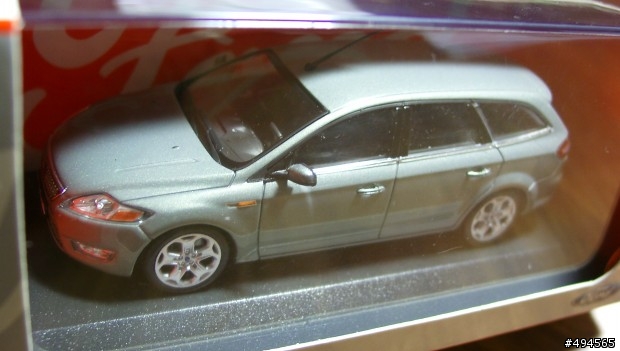 Ford Mondeo Turnier (Wagon, Estate) 福特原廠精品 (Minichamps 代工)