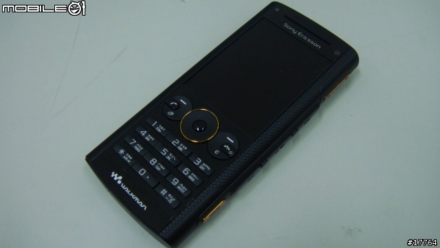 [喚醒體內的W細胞]Sony Ericsson W902 搖滾上市