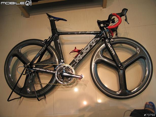 全碳纖三鐵公路車__蝙蝠腳踏車開箱報告