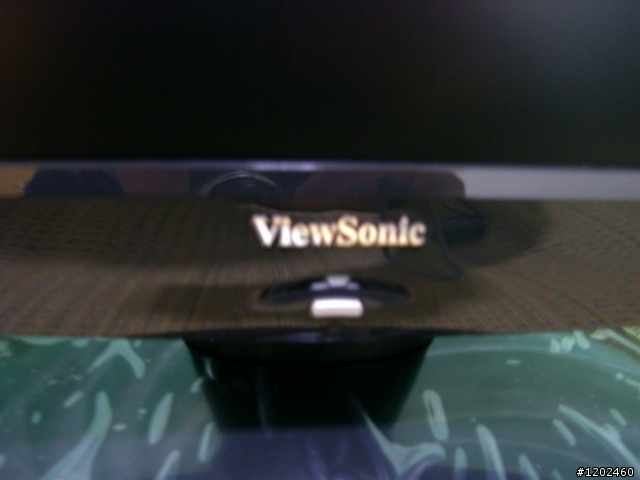 [開箱文]VIEWSONIC VX2433WM 24吋 FULL HD LCD 開箱!