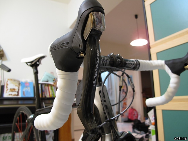 新增心得在39樓-09 GIANT TCR ADVANCED SL TEAM 開箱快閃文