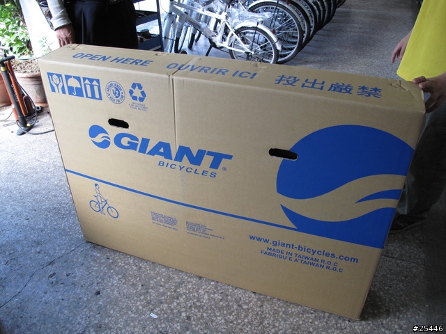 新增心得在39樓-09 GIANT TCR ADVANCED SL TEAM 開箱快閃文