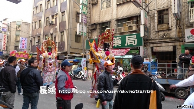 【臨時約吃】12/6(六) 下午四點 藥膳麻辣魯味 一樓有照片