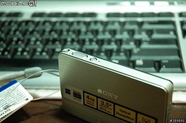 永不退流行的Sony-T700 入手開箱分享