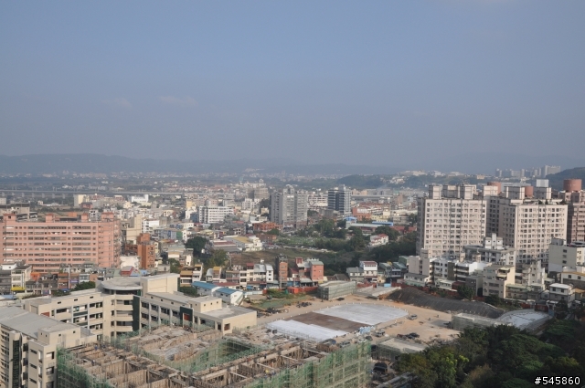 Nikon 16-85mm VR與Nikon 18-105mm VR拍攝圖檔比較(圖多...)