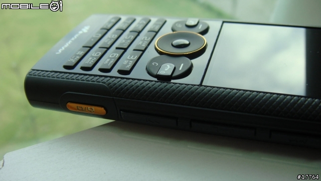 [喚醒體內的W細胞]Sony Ericsson W902 搖滾上市