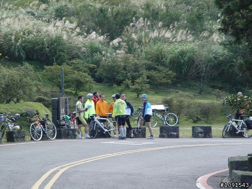 【騎車分享】意志堅定之老男人完成..大屯山主峰助航站挑戰分享