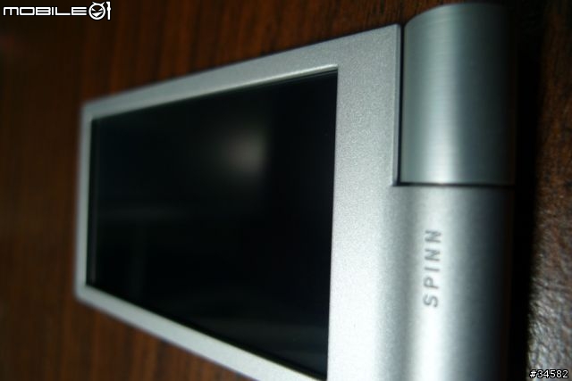 [開箱] iriver Spinn 8G 終於來囉~