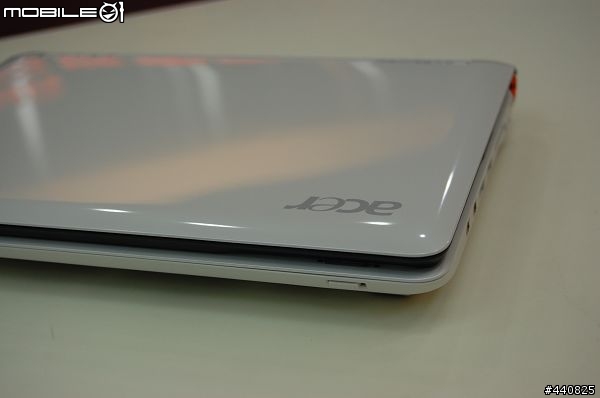 [阿咪愛開箱]遲來的巧遇 宏碁Acer Aspire One 珍珠白小筆電