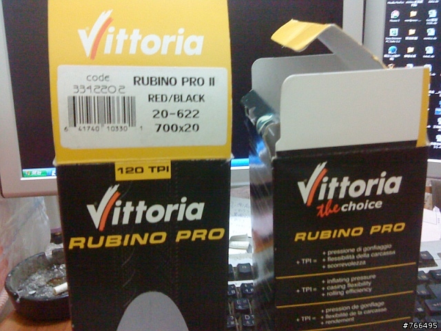 [請益] 詢問 Vittoria RUBINO PRO 建議售價？