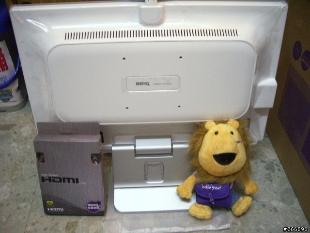 [開箱]BENQ M2200HD 老魚第一次不成熟開箱文(圖多抱歉)