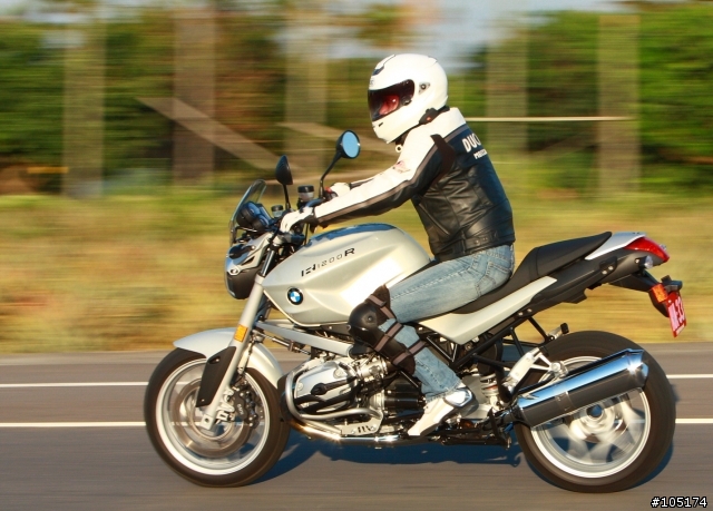 [分享] R1200R - 139 縣道追焦