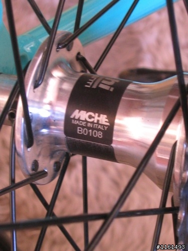 遲來的開箱文~我的第一台公路車BIANCHI~