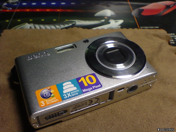 BENQ-E1050t剛出爐又不專業的開箱文