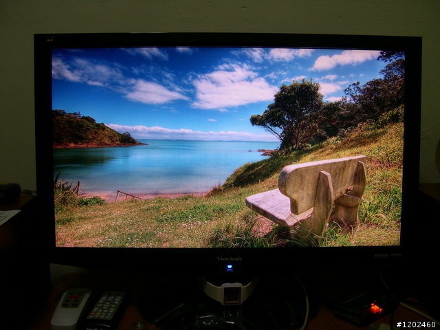 [開箱文]VIEWSONIC VX2433WM 24吋 FULL HD LCD 開箱!