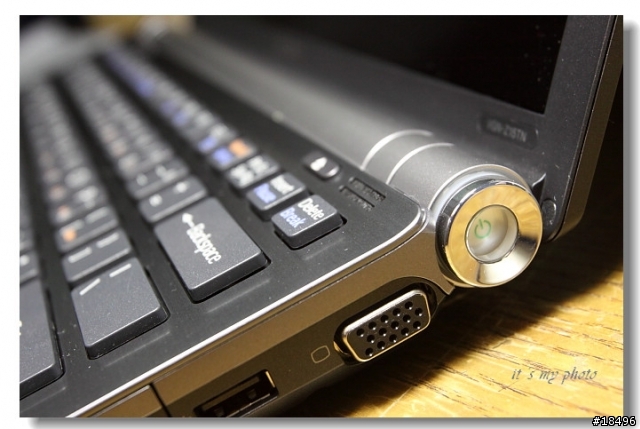 [偽開箱]殘敗的VAIO Z15，心碎了的LCD~