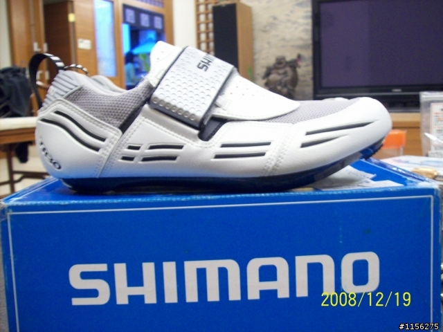 阿誌號 首度亮相   卡鞋開箱文