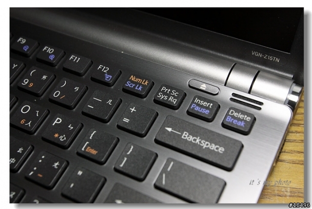 [偽開箱]殘敗的VAIO Z15，心碎了的LCD~