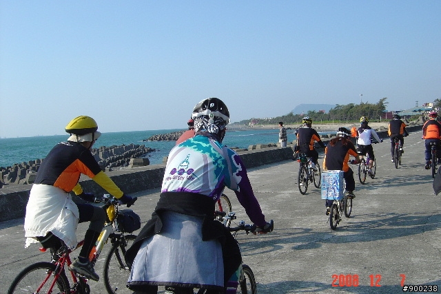 [遊記]2008-12/07(日)07:30██☞醫師公會-醫騎來(夢時代廣場)活動+加碼~旗津海鮮之旅
