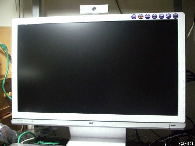 [開箱]BENQ M2200HD 老魚第一次不成熟開箱文(圖多抱歉)