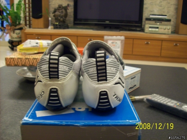 阿誌號 首度亮相   卡鞋開箱文