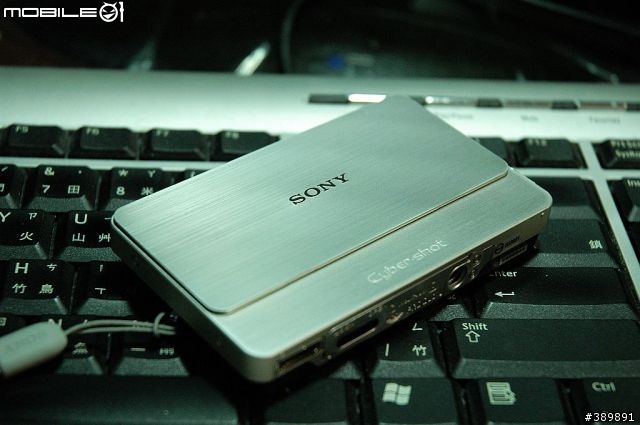 永不退流行的Sony-T700 入手開箱分享