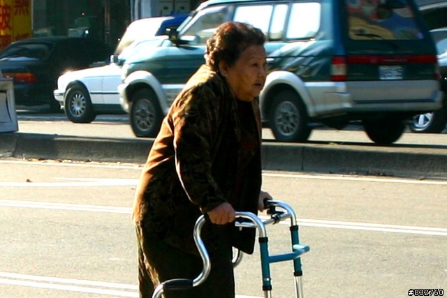 《台中》如果你認識這位阿媽,請通知她的家人
