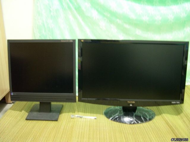 [開箱文]VIEWSONIC VX2433WM 24吋 FULL HD LCD 開箱!