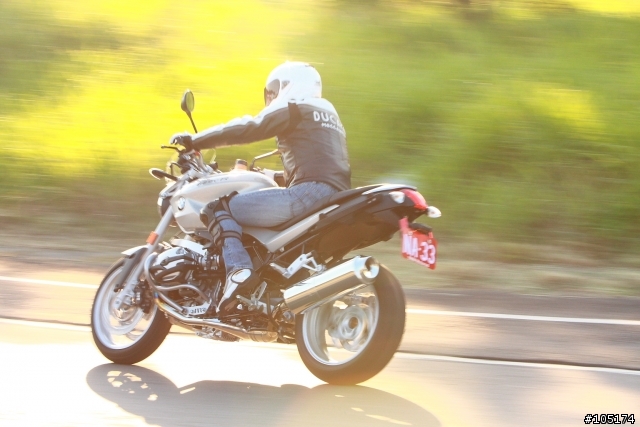 [分享] R1200R - 139 縣道追焦