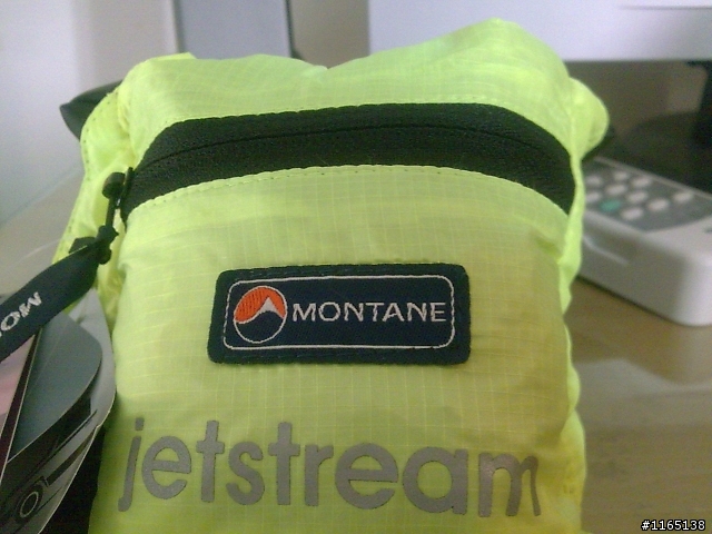 [分享]也來分享一下~ MONTANE 風衣