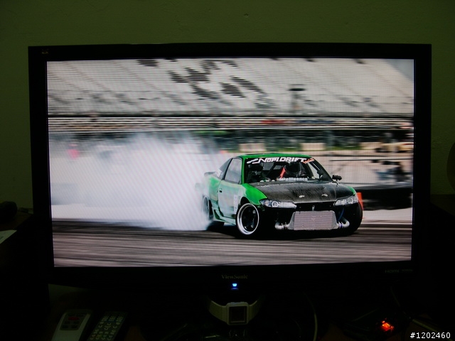 [開箱文]VIEWSONIC VX2433WM 24吋 FULL HD LCD 開箱!