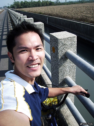 嘰嘰叫! = 單速淑女車  上古坑喝咖啡 = (圖多)