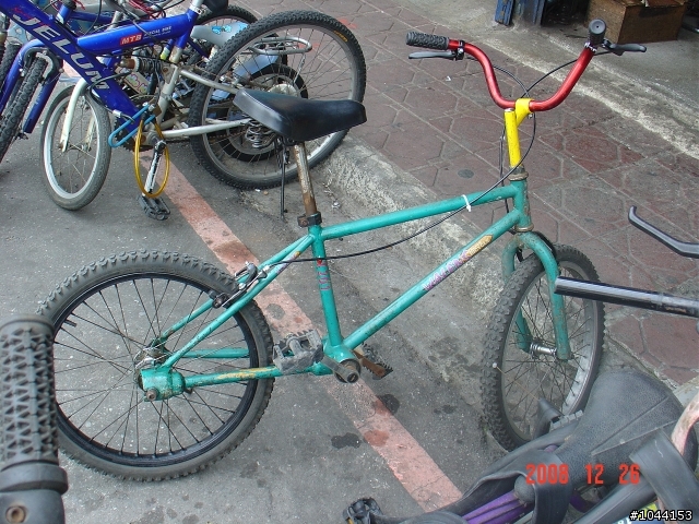 我勒....名震江湖的老爺車!!!