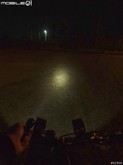 [分享] DIY CREE Q5 高質感小惡魔車燈  可調聚光可調光型 (詳解硬體篇)
