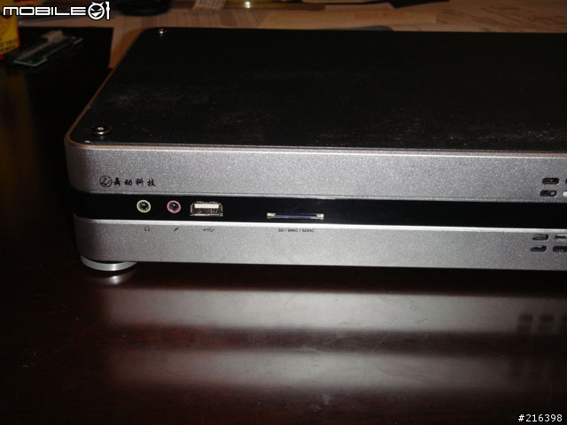 Intel D945GCLF2 (ATOM 330 1.6G 雙核心)  跑Windows 7