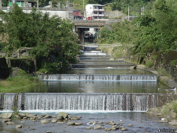 【 分享 】2009年新出發：九份-102公路-雙溪-平溪-106-舊莊-汐止