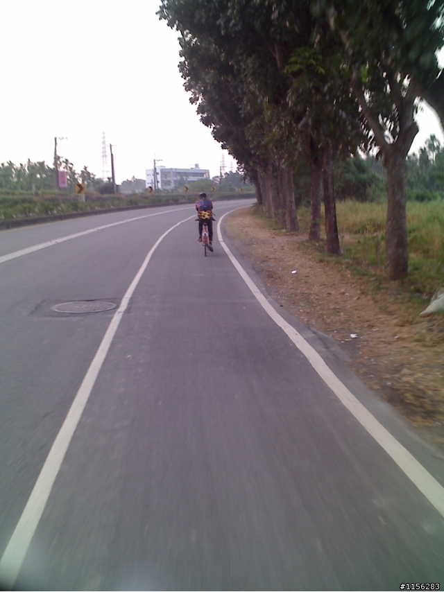 左岸車衣於元月2號墾丁亮相