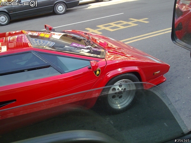 在路上看到的老超跑，超屌Lamborghini