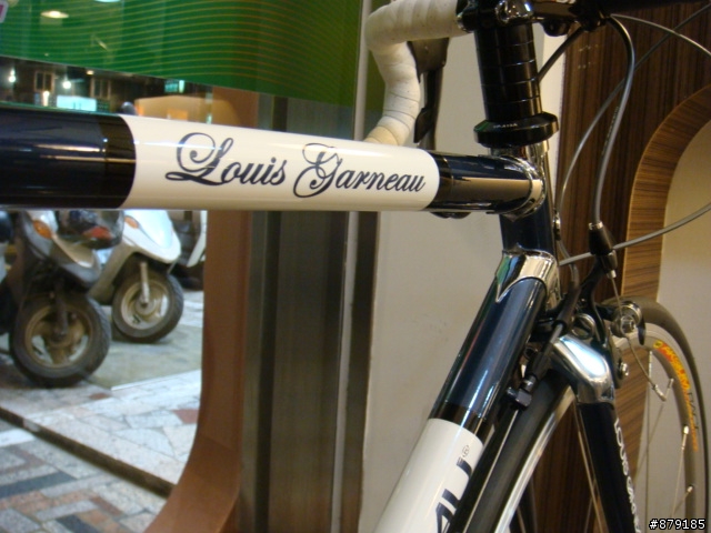 <分享LCR鋼管之美>09"LOUIS GARNEAU ...LCR~鋼管藍白雙駒