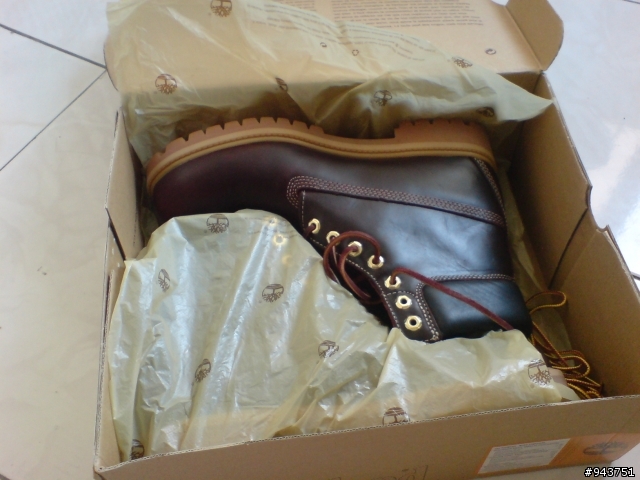 [開箱] 當季TIMBERLAND 酒紅色6吋靴 33574