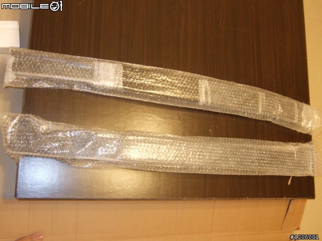 (開箱文)(補上新圖LG45FD合體)高貴不貴 不用破壞牆壁打洞 高品質電視架